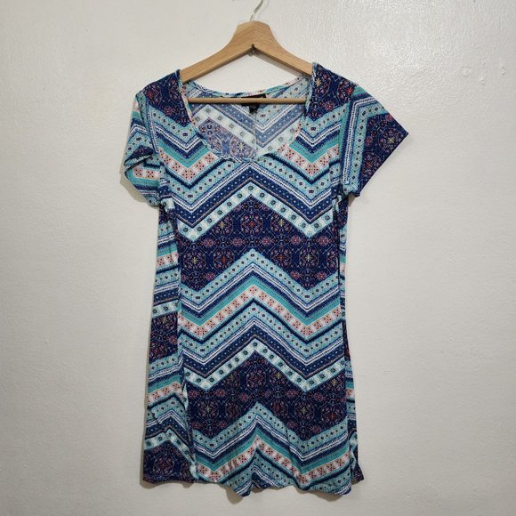 Joe Boxer and More Women's Dress Bundle of Five Size Large - Picture 5 of 12